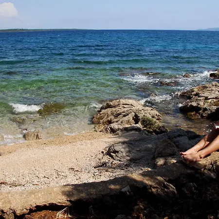 Cozy Marisol With Pleasant Terrace In نيغيزيني