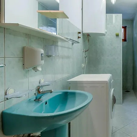 House Rossella With Cozy And Close To The *