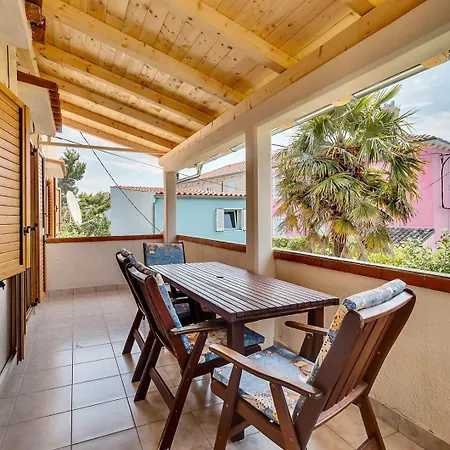 Cozy Marisol With Pleasant Terrace In Penzion 3*