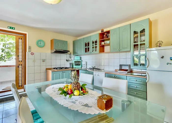 Cozy Marisol With Pleasant Terrace In